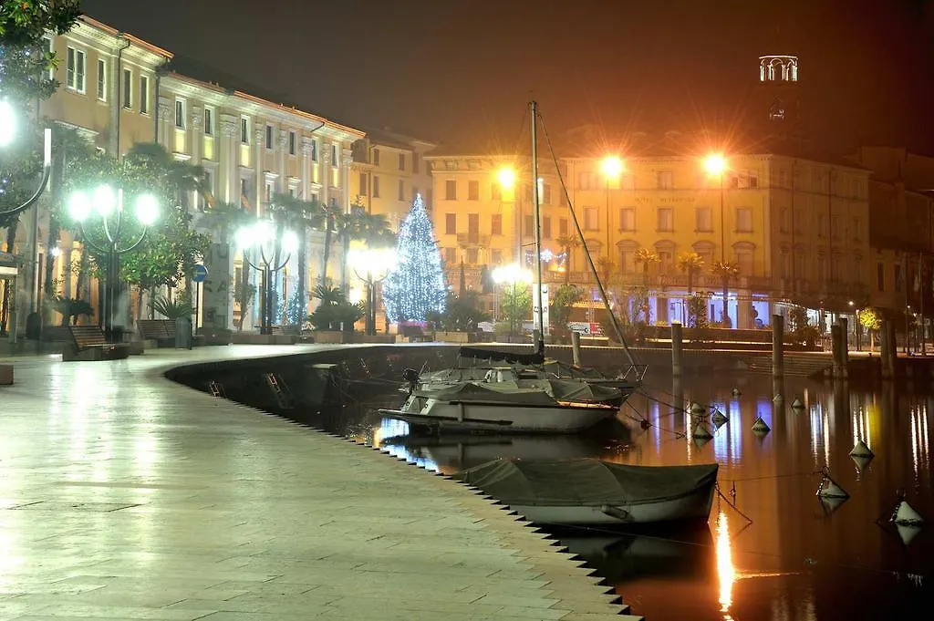 Appartamento Antico Palazzo Signorile Salò 0*,  Italia